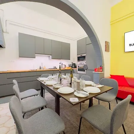 Rose House - Modern 5Br Gem In Central Budapest Ac Lägenhet
